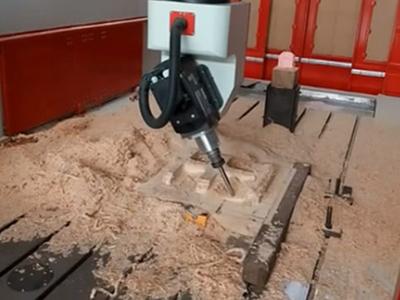 Gantry Moving 4 Axis CNC Router
